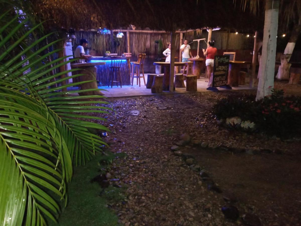 Hostal Cuyagua Palomino Exterior foto